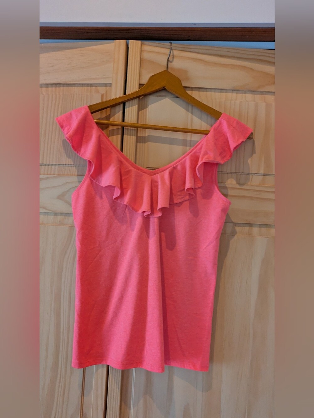 Women’s Ruffle Off-Shoulder Top - Pink XS